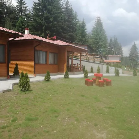 ива Üdülőpark