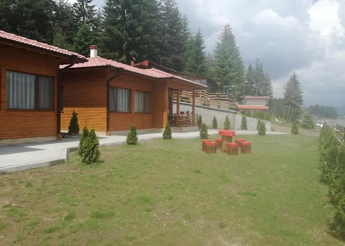 ива Holiday park